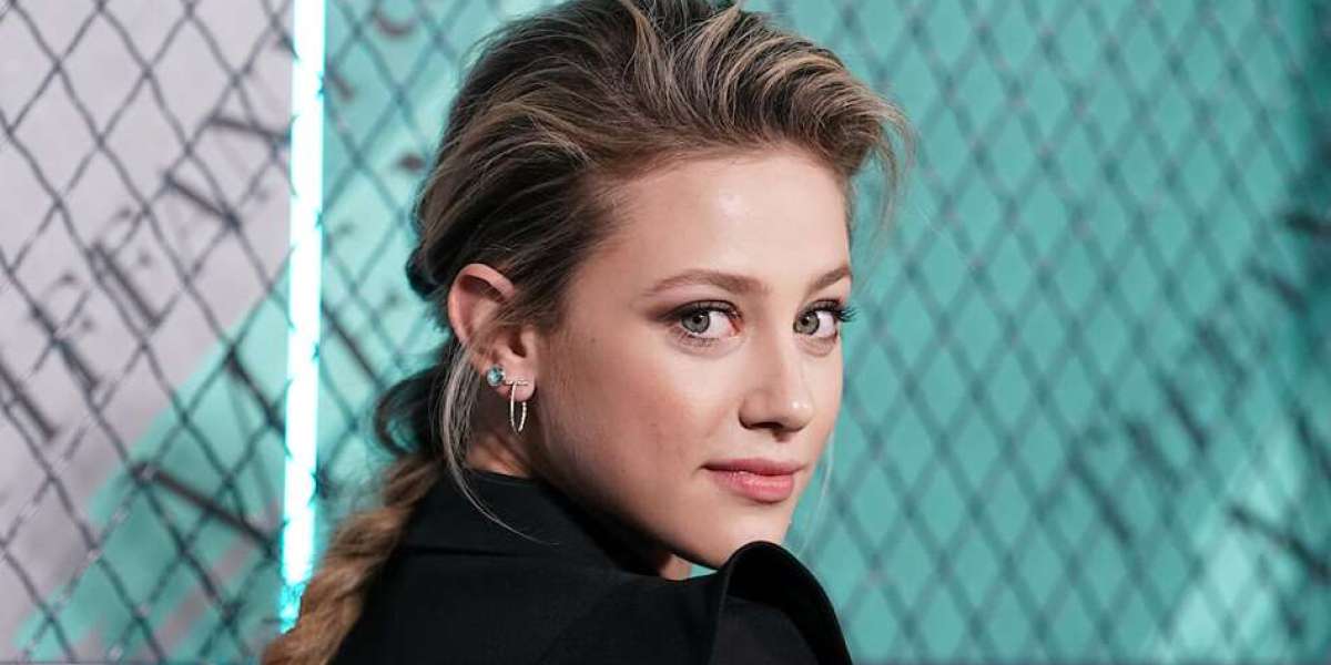 Parallel Life Choices - Lili Reinhart's Netflix Film
