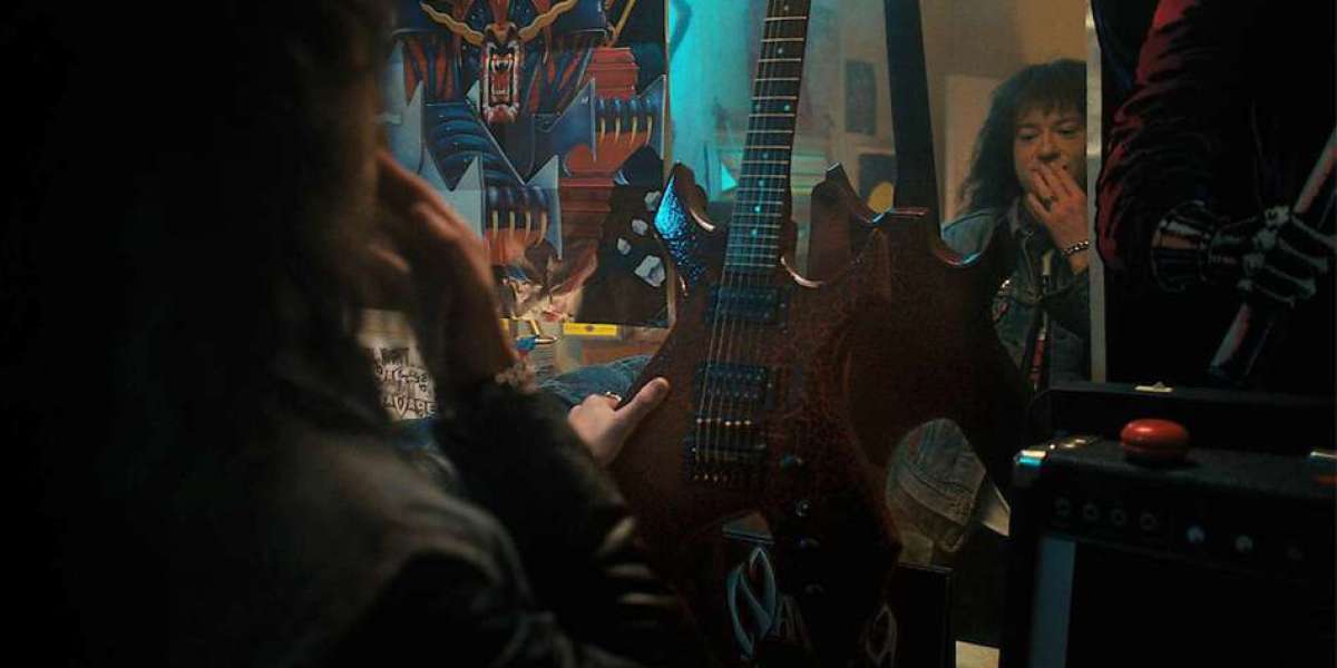 Eddie Munson's Metallica Tribute - A Rock Anthem