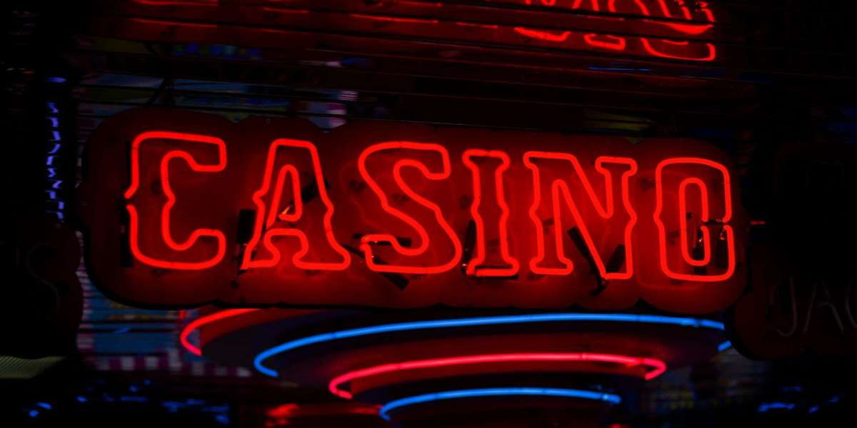 The Evolution of Online Casino Bonuses: How They Shape Player Experience in 2025