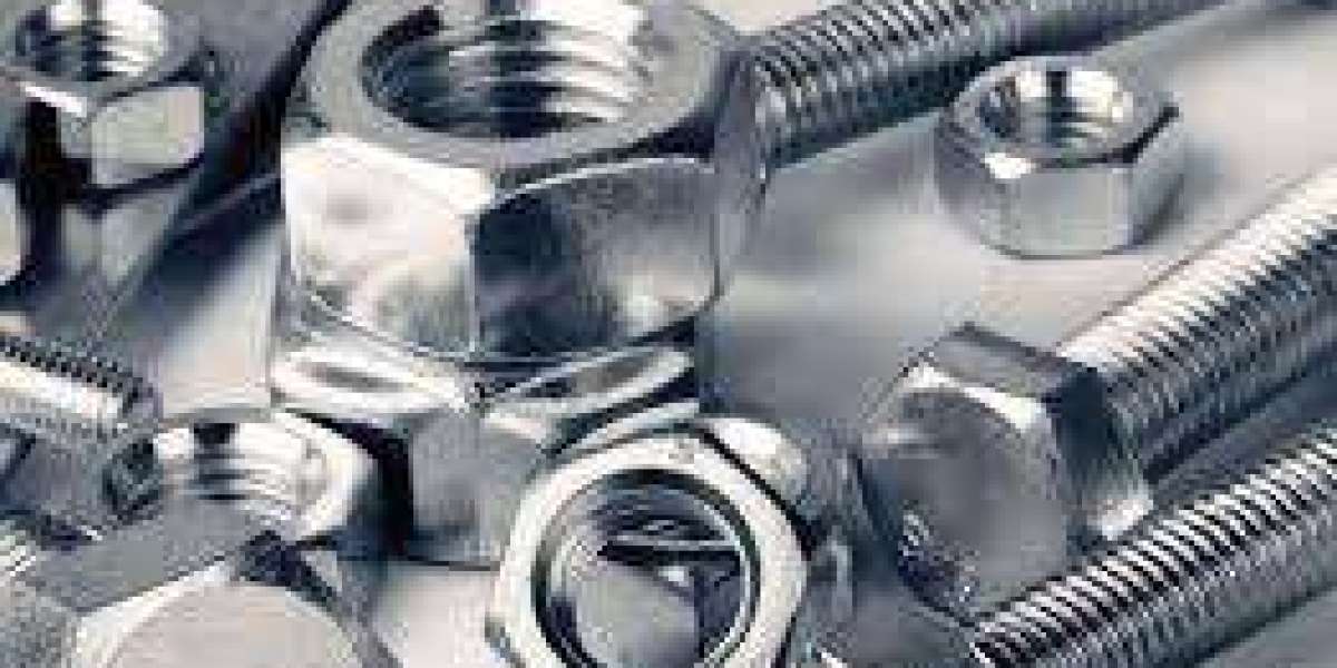 Buying Guide: Standards, Sizes & Specifications for SS 304 Fasteners in Global Markets