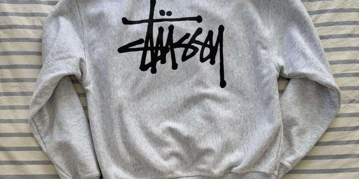 How Stussy Gear Fits Into Daily Street Life