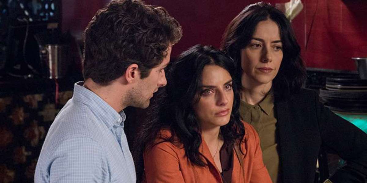 Netflix's Mexican Expansion: 50+ Projects in 2019-2020