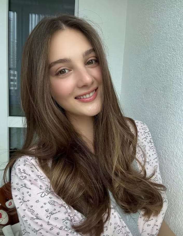 Elena jhones Profile Picture