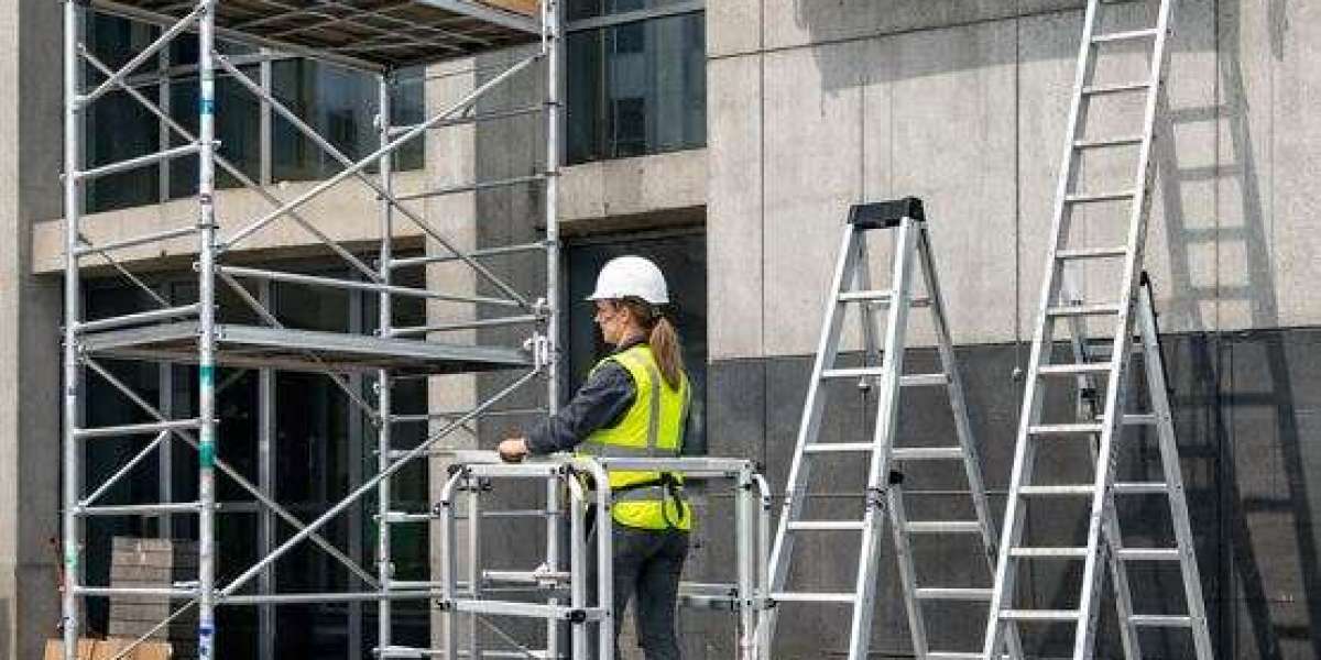 Nacelle Suspendue : Solution idéale pour les travaux en hauteur au Maroc