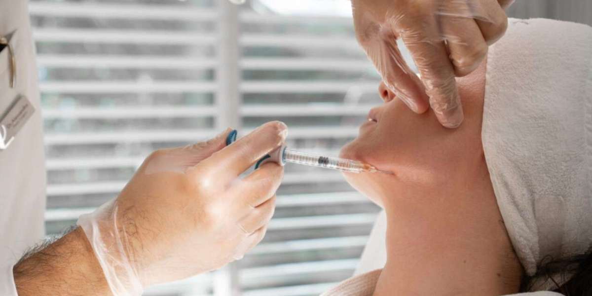 Botox in Dubai for Smooth Forehead Lines and Younger Looking Skin