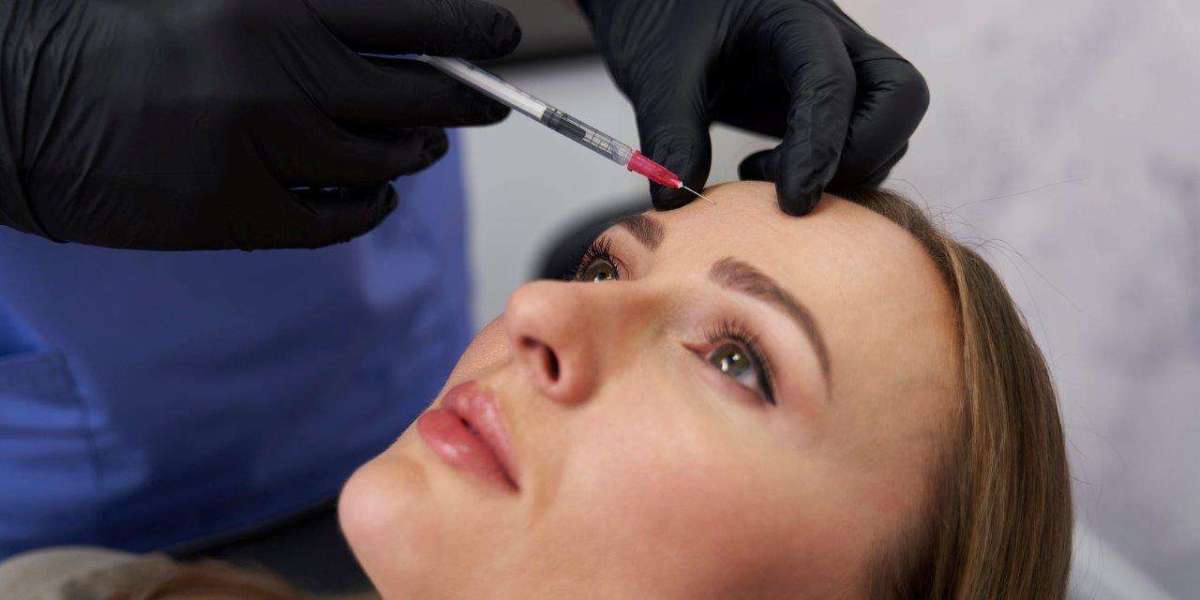 Dermal Fillers in Dubai for Fresh Skin Glow