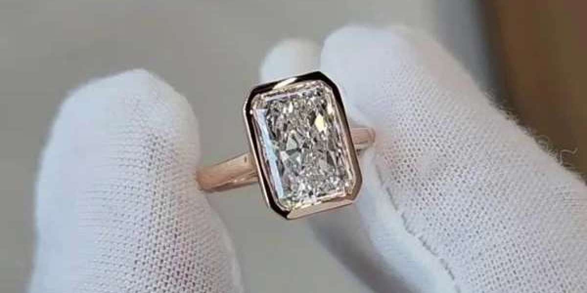 Complete Guide to Lab Grown Diamonds for Engagement Rings