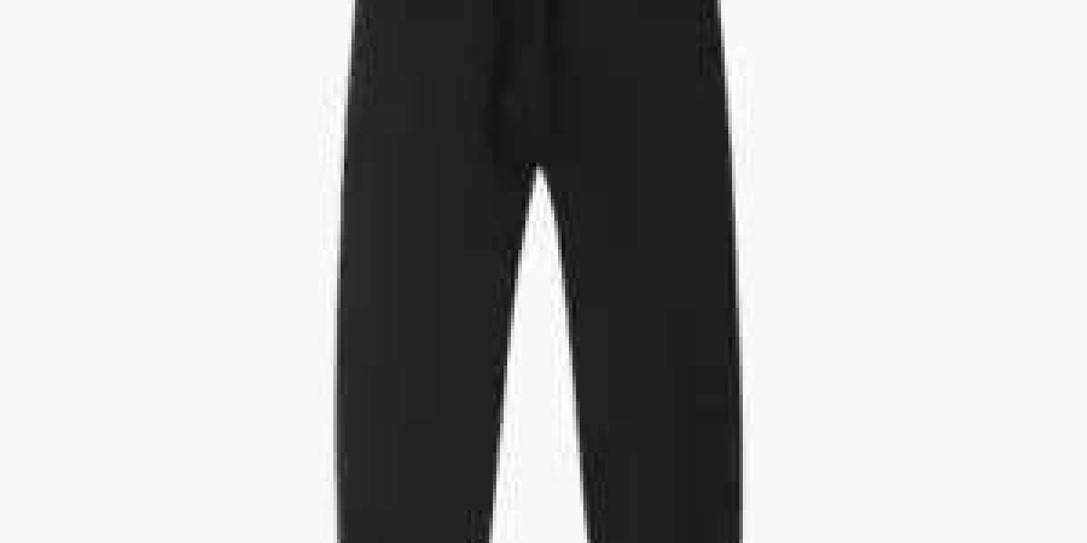 Corteiz Alcatraz Tracksuit Triple Black – The Ultimate Streetwear Statement