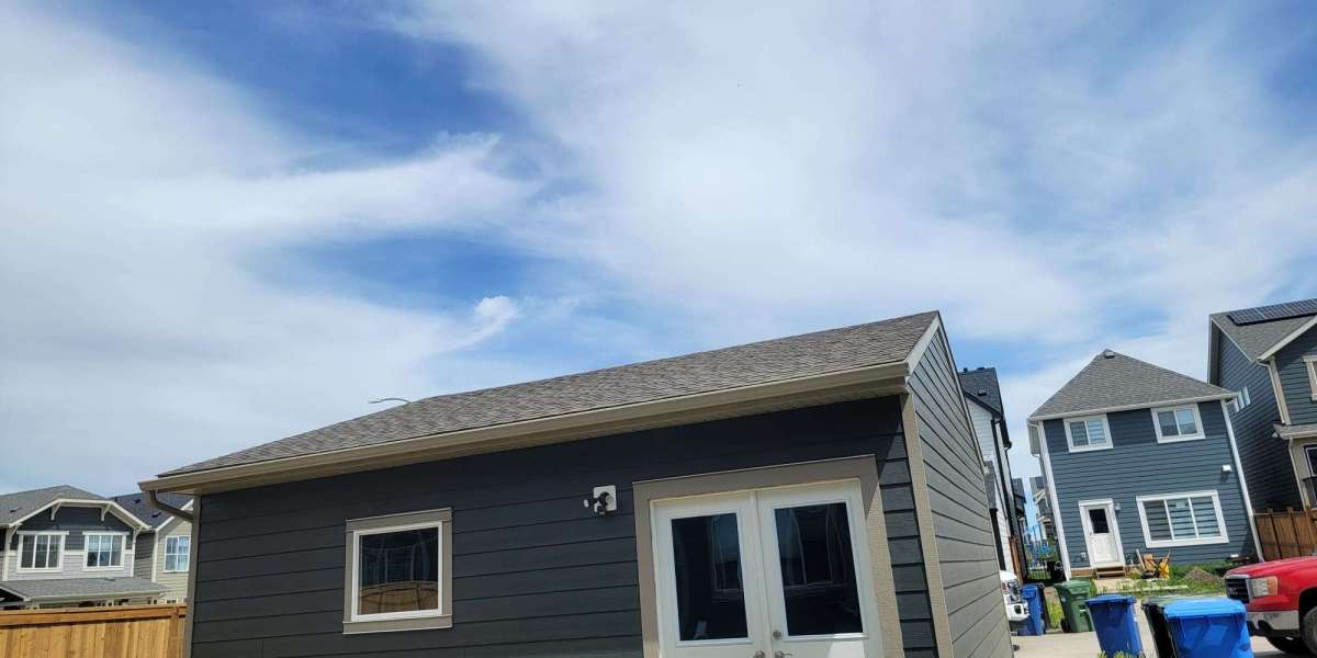 Detached Garage Builder in Calgary - V AAR Exteriors & Home Improvements Ltd.