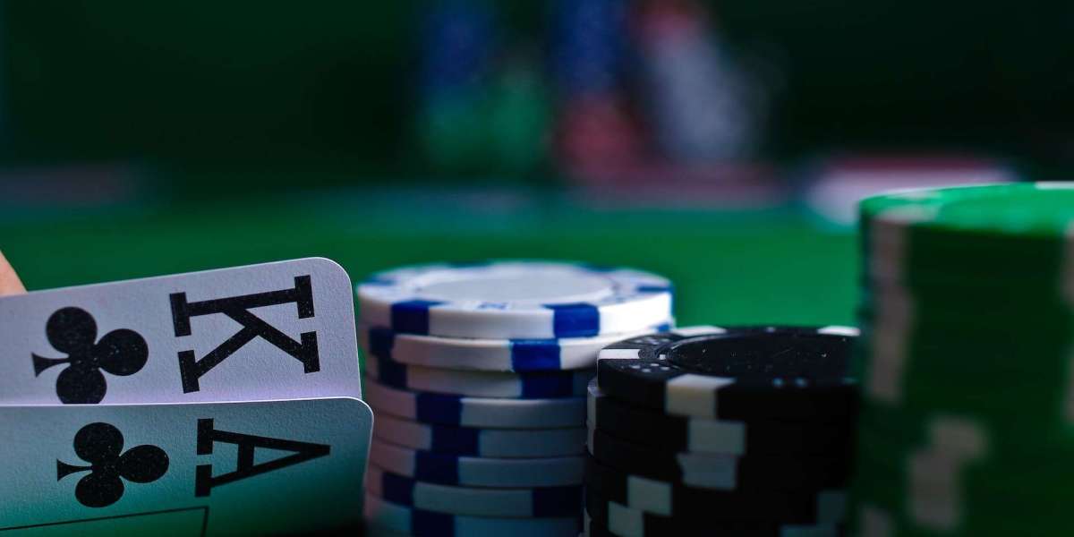Cryptocurrency in Online Casinos: Opportunities and Challenges for Players in 2025