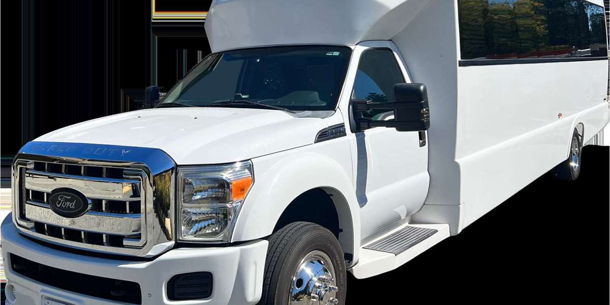 The Benefits of Hiring a Professional Wedding Limousine Service