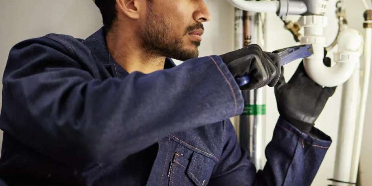 Common Commercial Plumbing Problems That Affect Business Operations