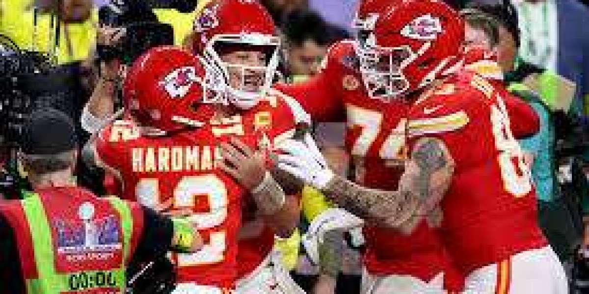 Kareem Hunt referred to as AFC offensive participant of the 7 days for 7 days 12