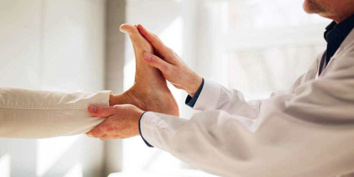 Orthopedic Surgeon in Pakistan: Expert Care for Bone, Joint, Spine and Sports Injuries