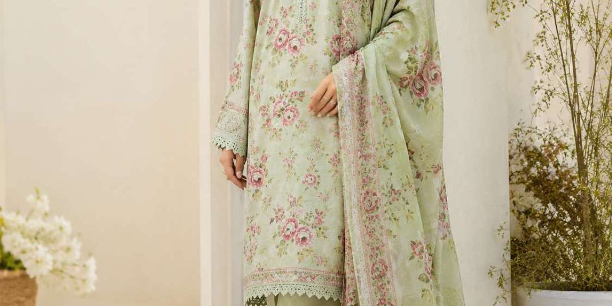 How Do You Style Lawn Clothing for Casual Wear?