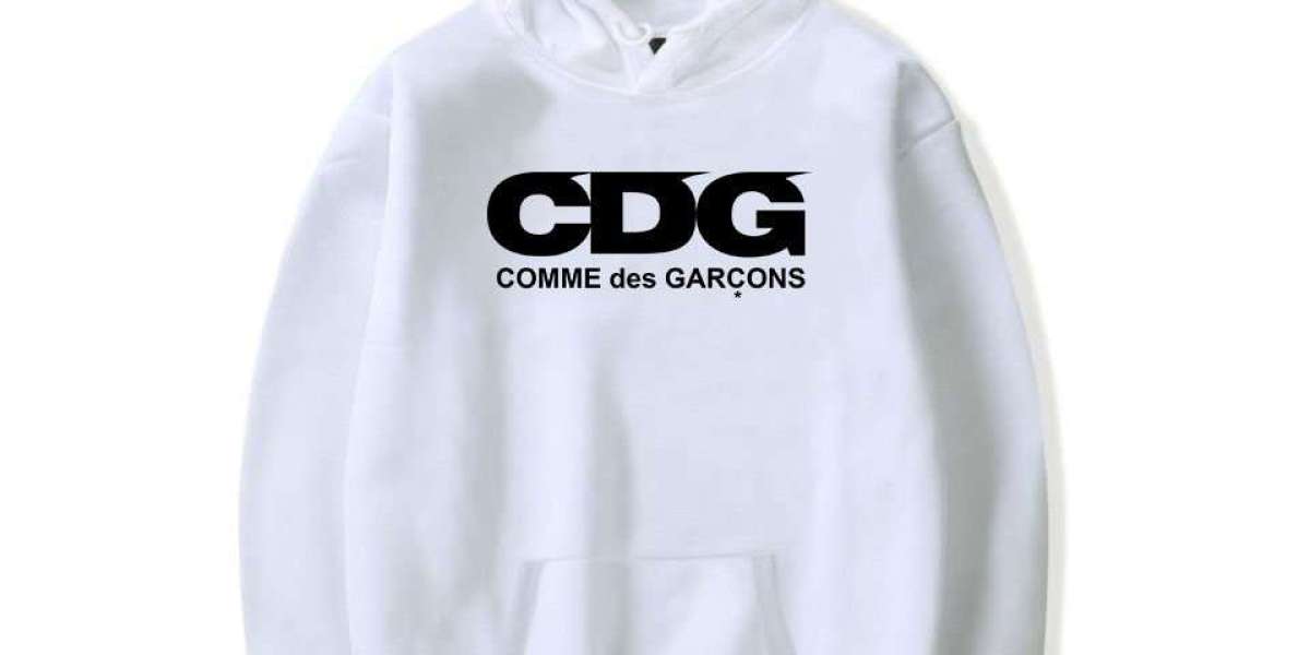 Building a Stylish Wardrobe with Comme des Garçons